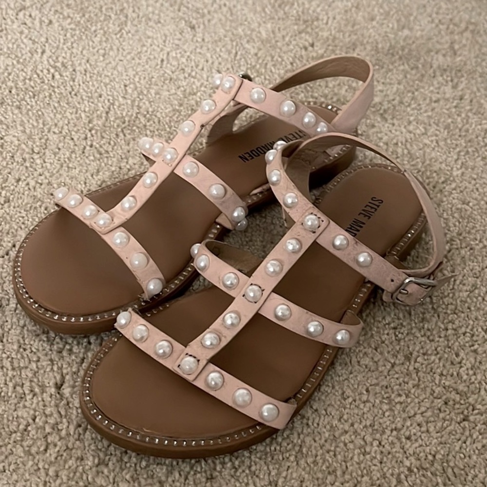 Steve Madden girl sandals